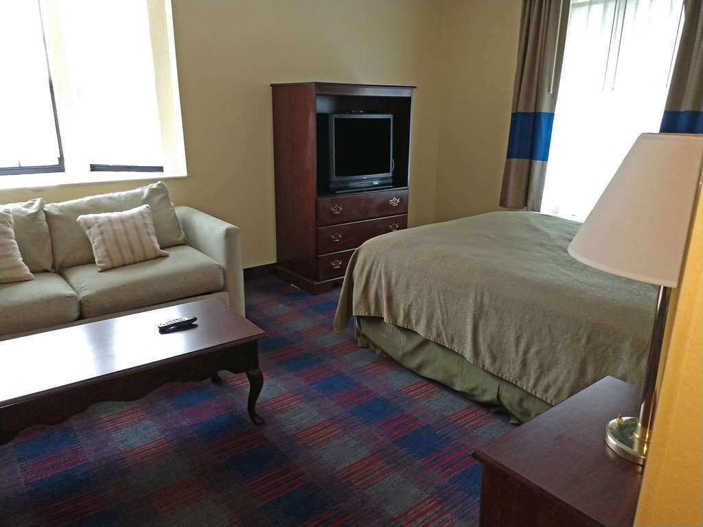 Americas Best Value Inn - Clayton Zimmer foto