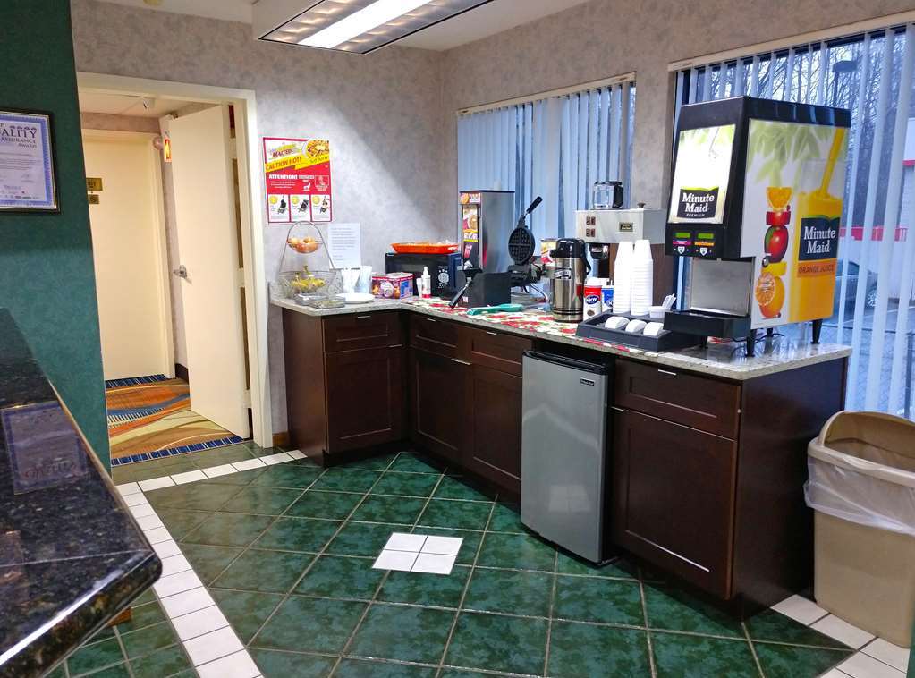 Americas Best Value Inn - Clayton Restaurant foto